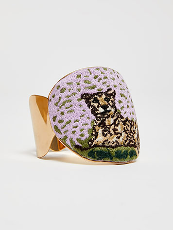 Elham Maxandco Carousel Mobile 4 MAX&Co.